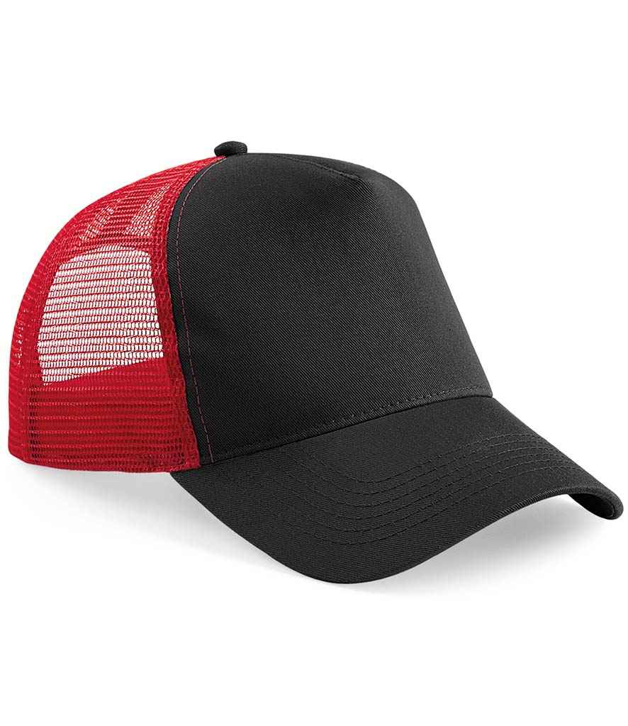 Beechfield Snapback Trucker Cap in Black / Classic Red.